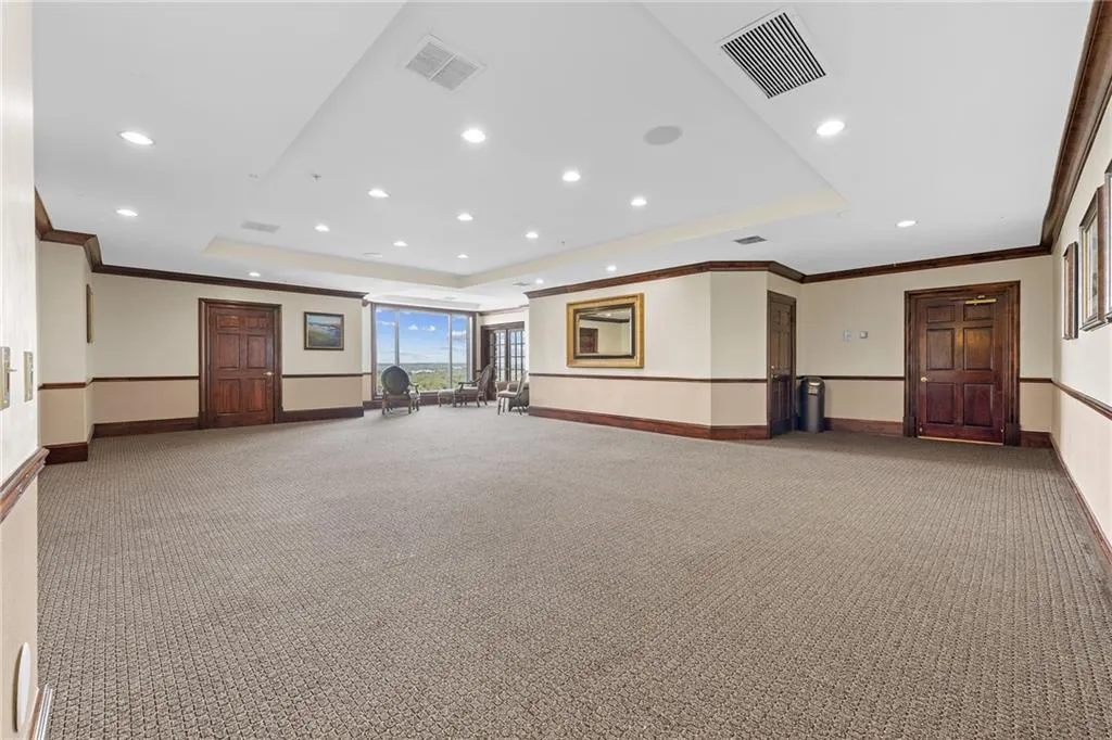 3334 Peachtree Road Ne Unit 1412, Atlanta, Georgia 30326, 2 Bedrooms Bedrooms, 0 ,2 BathroomsBathrooms,Residential,For Sale,3334 Peachtree Road Ne Unit 1412,7829998