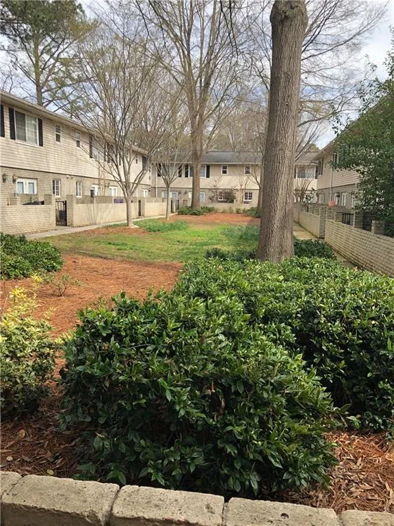 6940 Roswell Road Unit 18d, Atlanta, Georgia 30328, 3 Bedrooms Bedrooms, ,2 BathroomsBathrooms,Residential,Sold,6940 Roswell Road Unit 18d,5965550 6940 Roswell Road Unit 18d, Atlanta, Georgia 30328, 3 Bedrooms Bedrooms, ,2 BathroomsBathrooms,Residential,Sold,6940 Roswell Road Unit 18d,5965550