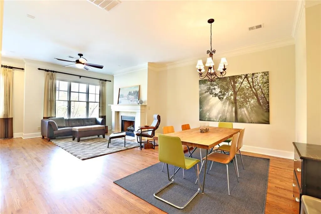 6081 City Walk Lane, Atlanta, Georgia 30328, 3 Bedrooms Bedrooms, ,3 BathroomsBathrooms,Residential,Sold,6081 City Walk Lane,5664682
