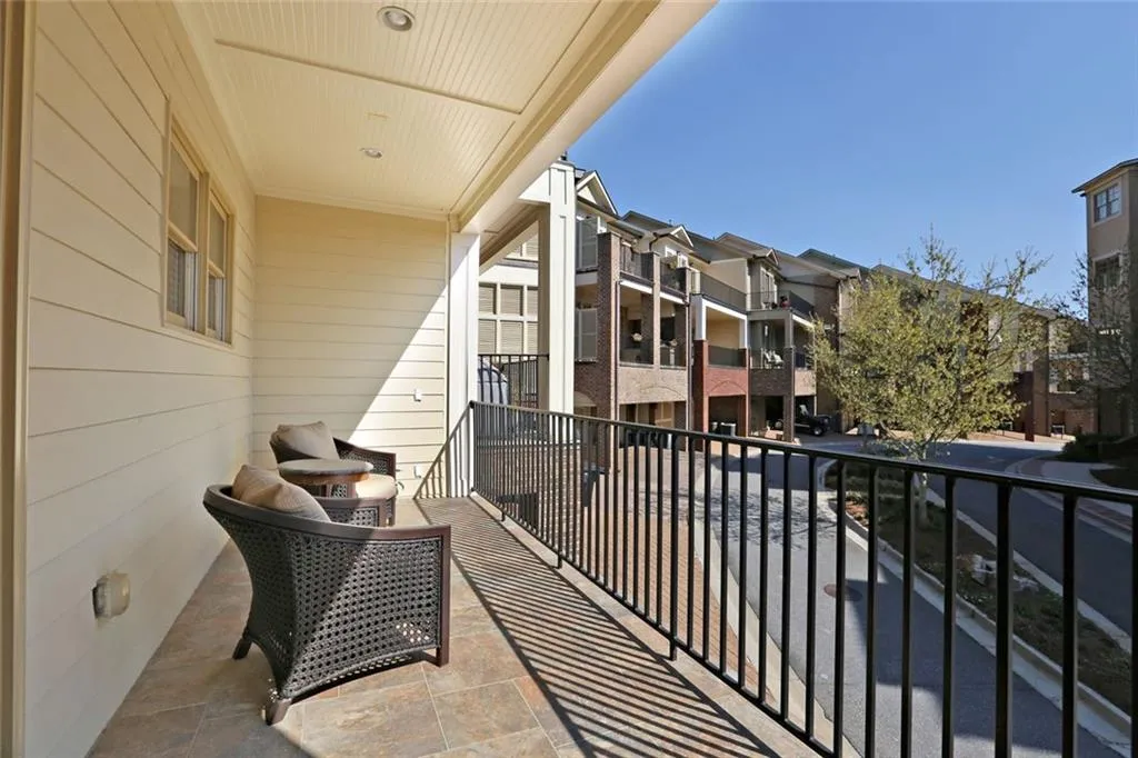 6081 City Walk Lane, Atlanta, Georgia 30328, 3 Bedrooms Bedrooms, ,3 BathroomsBathrooms,Residential,Sold,6081 City Walk Lane,5664682