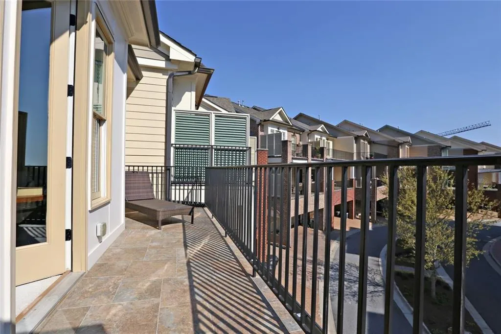 6081 City Walk Lane, Atlanta, Georgia 30328, 3 Bedrooms Bedrooms, ,3 BathroomsBathrooms,Residential,Sold,6081 City Walk Lane,5664682