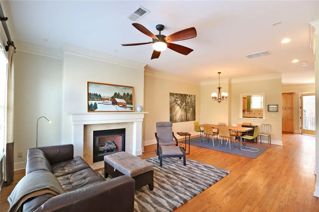 6081 City Walk Lane, Atlanta, Georgia 30328, 3 Bedrooms Bedrooms, ,3 BathroomsBathrooms,Residential,Sold,6081 City Walk Lane,5664682