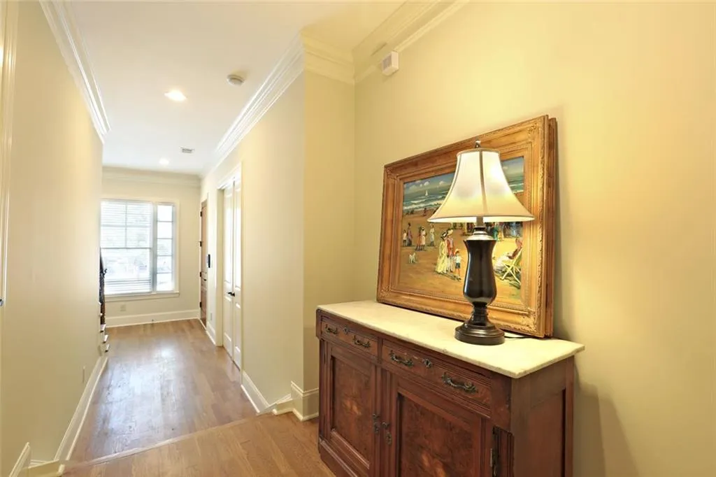6081 City Walk Lane, Atlanta, Georgia 30328, 3 Bedrooms Bedrooms, ,3 BathroomsBathrooms,Residential,Sold,6081 City Walk Lane,5664682