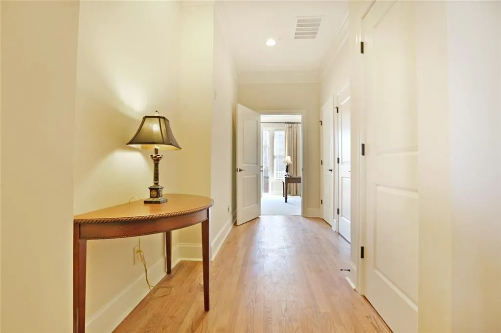 6081 City Walk Lane, Atlanta, Georgia 30328, 3 Bedrooms Bedrooms, ,3 BathroomsBathrooms,Residential,Sold,6081 City Walk Lane,5664682