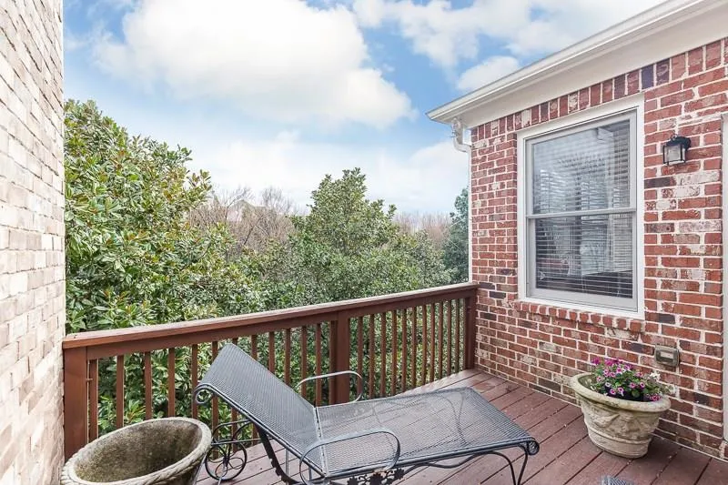 5941 Reddington Way Ne, Sandy Springs, Georgia 30328, 3 Bedrooms Bedrooms, ,3 BathroomsBathrooms,Residential,Sold,5941 Reddington Way Ne,5979666