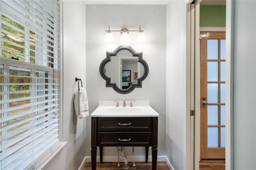 438 Hilderbrand Drive, Atlanta, Georgia 30328, 3 Bedrooms Bedrooms, ,1 BathroomBathrooms,Residential,Sold,438 Hilderbrand Drive,6893632