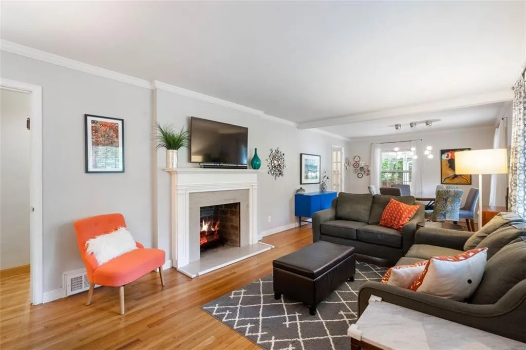 438 Hilderbrand Drive, Atlanta, Georgia 30328, 3 Bedrooms Bedrooms, ,1 BathroomBathrooms,Residential,Sold,438 Hilderbrand Drive,6893632