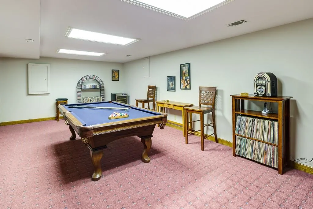 355 Spindle Court, Sandy Springs, Georgia 30350, 5 Bedrooms Bedrooms, ,4 BathroomsBathrooms,Residential,Sold,355 Spindle Court,5655563