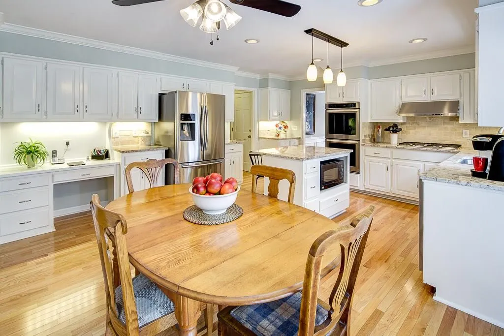 355 Spindle Court, Sandy Springs, Georgia 30350, 5 Bedrooms Bedrooms, ,4 BathroomsBathrooms,Residential,Sold,355 Spindle Court,5655563