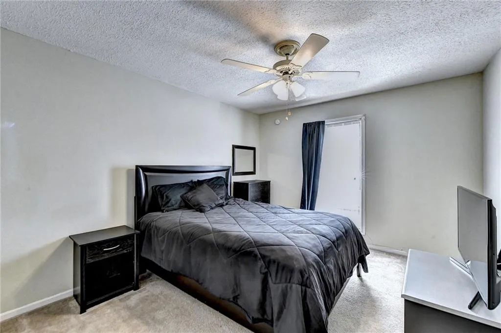 6851 Roswell Road Unit K13, Sandy Springs, Georgia 30328, 3 Bedrooms Bedrooms, ,2 BathroomsBathrooms,Residential,Sold,6851 Roswell Road Unit K13,7172291