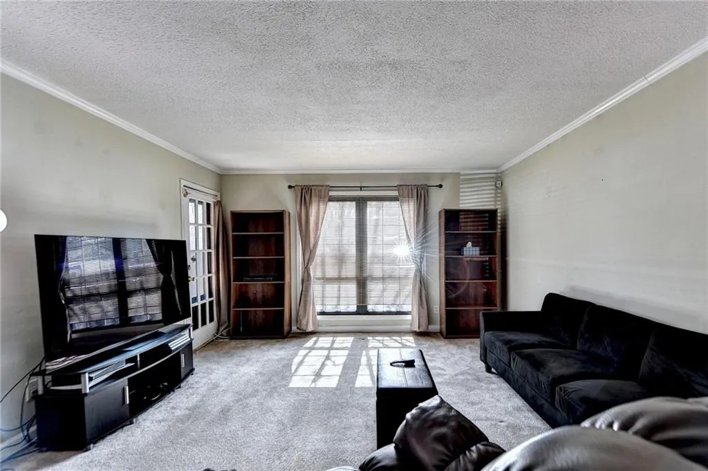 6851 Roswell Road Unit K13, Sandy Springs, Georgia 30328, 3 Bedrooms Bedrooms, ,2 BathroomsBathrooms,Residential,Sold,6851 Roswell Road Unit K13,7172291
