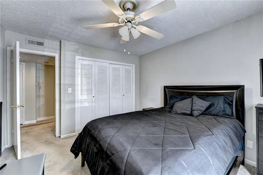6851 Roswell Road Unit K13, Sandy Springs, Georgia 30328, 3 Bedrooms Bedrooms, ,2 BathroomsBathrooms,Residential,Sold,6851 Roswell Road Unit K13,7172291