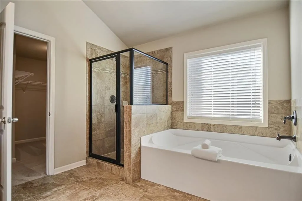 7800 Stratford Lane, Sandy Springs, Georgia 30350, 5 Bedrooms Bedrooms, ,4 BathroomsBathrooms,Residential,Sold,7800 Stratford Lane,6800755