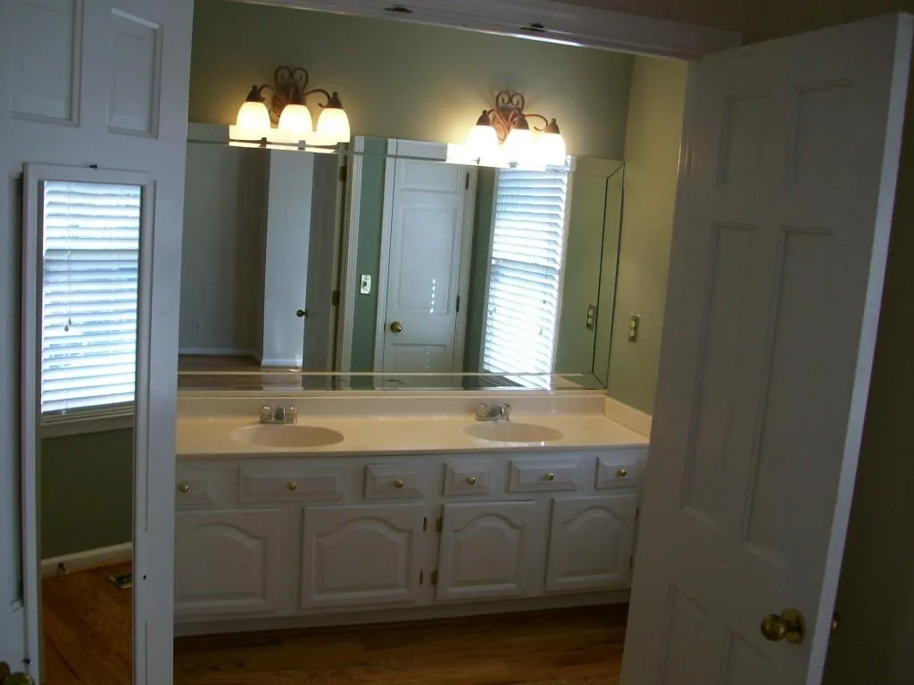215 Brantley Road Unit 215, Sandy Springs, Georgia 30350, 2 Bedrooms Bedrooms, ,2 BathroomsBathrooms,Residential,Sold,215 Brantley Road Unit 215,5513615