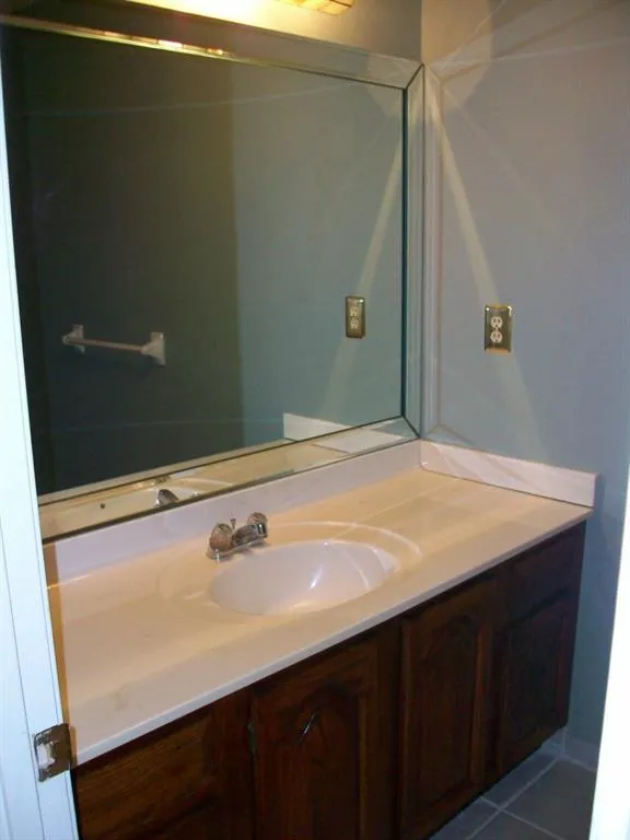 215 Brantley Road Unit 215, Sandy Springs, Georgia 30350, 2 Bedrooms Bedrooms, ,2 BathroomsBathrooms,Residential,Sold,215 Brantley Road Unit 215,5513615