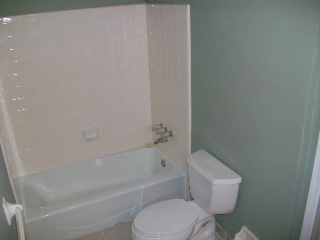 215 Brantley Road Unit 215, Sandy Springs, Georgia 30350, 2 Bedrooms Bedrooms, ,2 BathroomsBathrooms,Residential,Sold,215 Brantley Road Unit 215,5513615