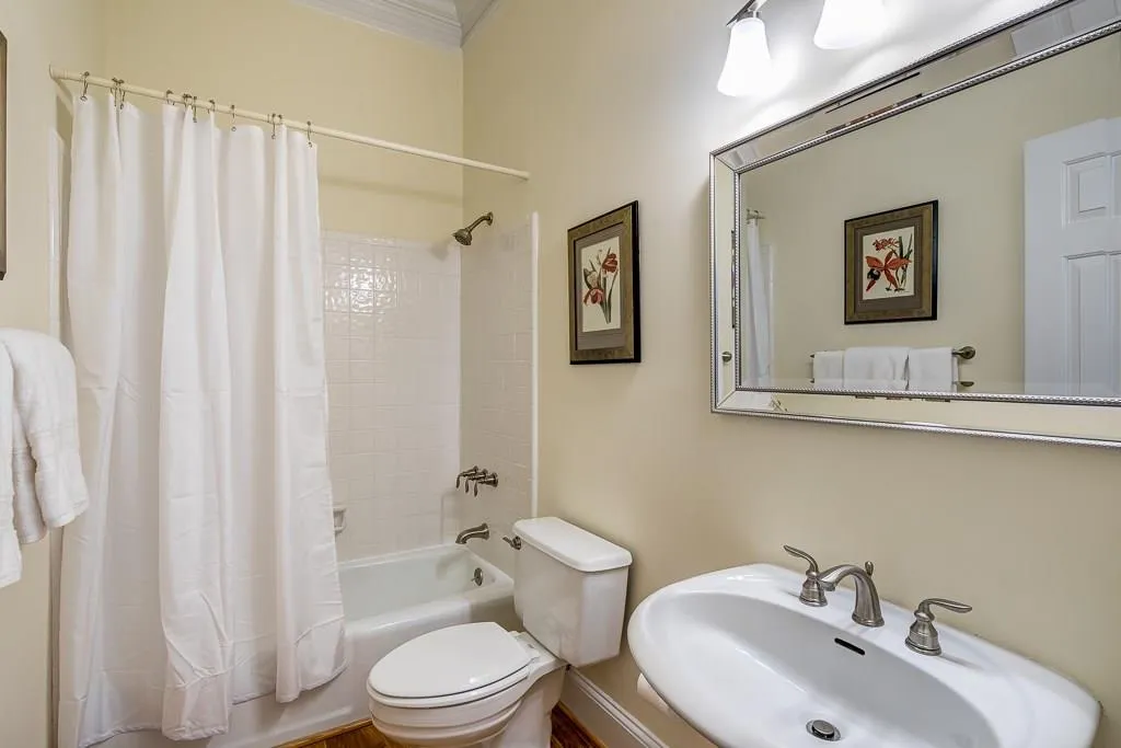 140 Savannah Estates Drive, Sandy Springs, Georgia 30350, 5 Bedrooms Bedrooms, ,5 BathroomsBathrooms,Residential,Sold,140 Savannah Estates Drive,5980592