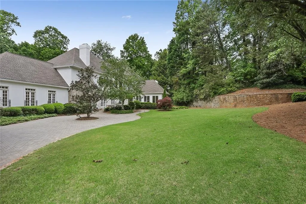 745 Wood Duck Court, Atlanta, Georgia 30327, 5 Bedrooms Bedrooms, ,5 BathroomsBathrooms,Residential,Sold,745 Wood Duck Court,7040739