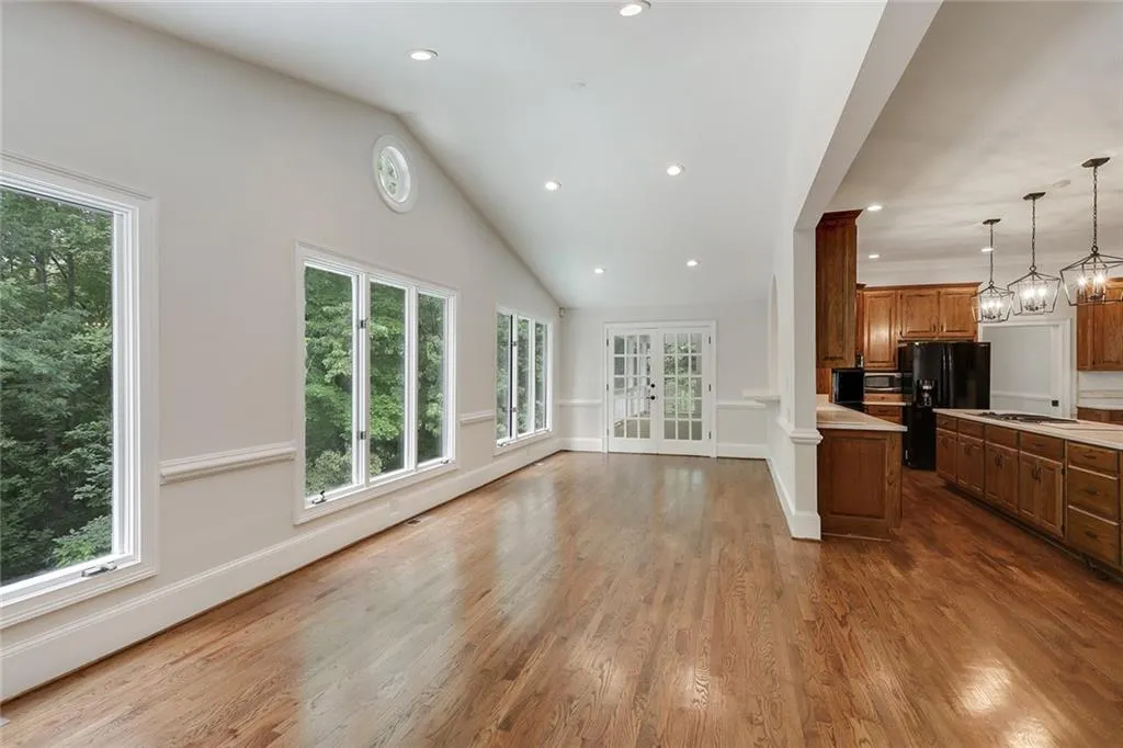 745 Wood Duck Court, Atlanta, Georgia 30327, 5 Bedrooms Bedrooms, ,5 BathroomsBathrooms,Residential,Sold,745 Wood Duck Court,7040739
