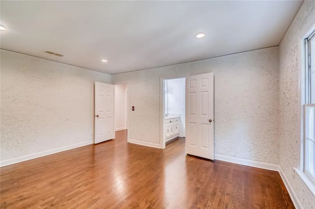 600 Idlewood Drive, Sandy Springs, Georgia 30327, 5 Bedrooms Bedrooms, ,4 BathroomsBathrooms,Residential,Sold,600 Idlewood Drive,6618941