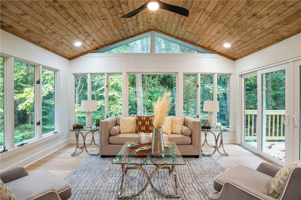 4955 Powers Ferry Road, Sandy Springs, Georgia 30327, 5 Bedrooms Bedrooms, ,3 BathroomsBathrooms,Residential,For Sale,4955 Powers Ferry Road,7651086