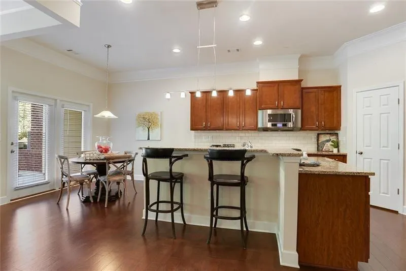 135 Barkley Lane, Sandy Springs, Georgia 30328, 3 Bedrooms Bedrooms, ,3 BathroomsBathrooms,Residential,Sold,135 Barkley Lane,6567775
