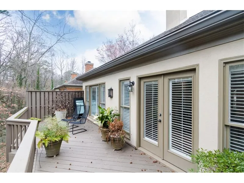 460 Greenlaurel Drive, Sandy Springs, Georgia 30342, 2 Bedrooms Bedrooms, ,2 BathroomsBathrooms,Residential,Sold,460 Greenlaurel Drive,5801928