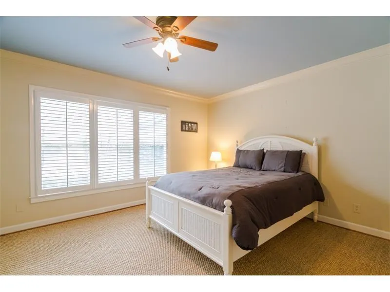460 Greenlaurel Drive, Sandy Springs, Georgia 30342, 2 Bedrooms Bedrooms, ,2 BathroomsBathrooms,Residential,Sold,460 Greenlaurel Drive,5801928