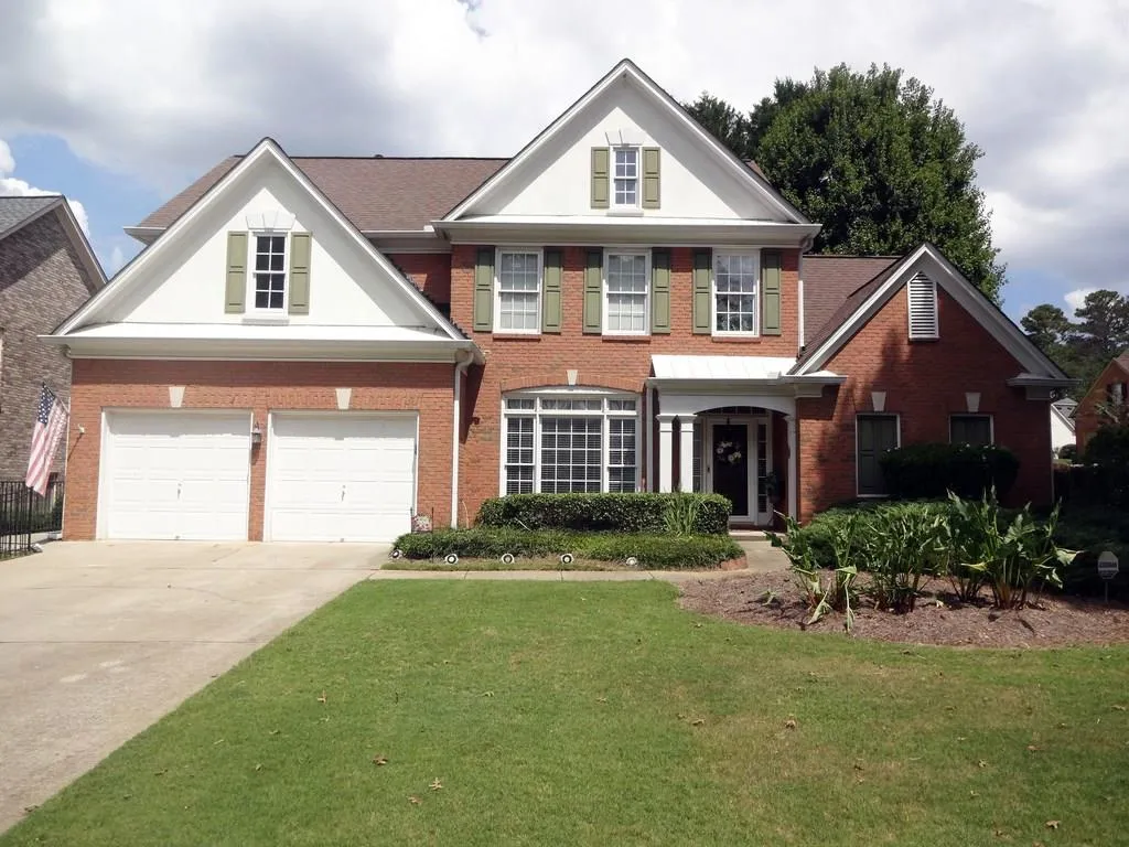 325 Eastcote Drive, Sandy Springs, Georgia 30350, 4 Bedrooms Bedrooms, ,3 BathroomsBathrooms,Residential,Sold,325 Eastcote Drive,6068520