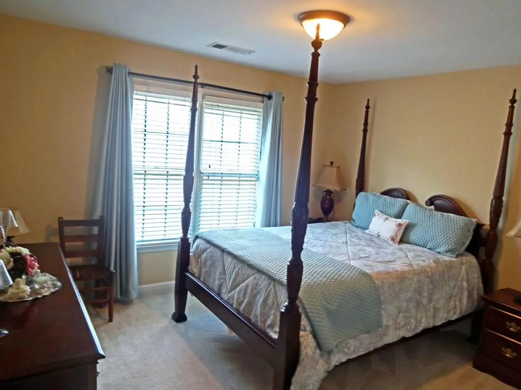325 Eastcote Drive, Sandy Springs, Georgia 30350, 4 Bedrooms Bedrooms, ,3 BathroomsBathrooms,Residential,Sold,325 Eastcote Drive,6068520