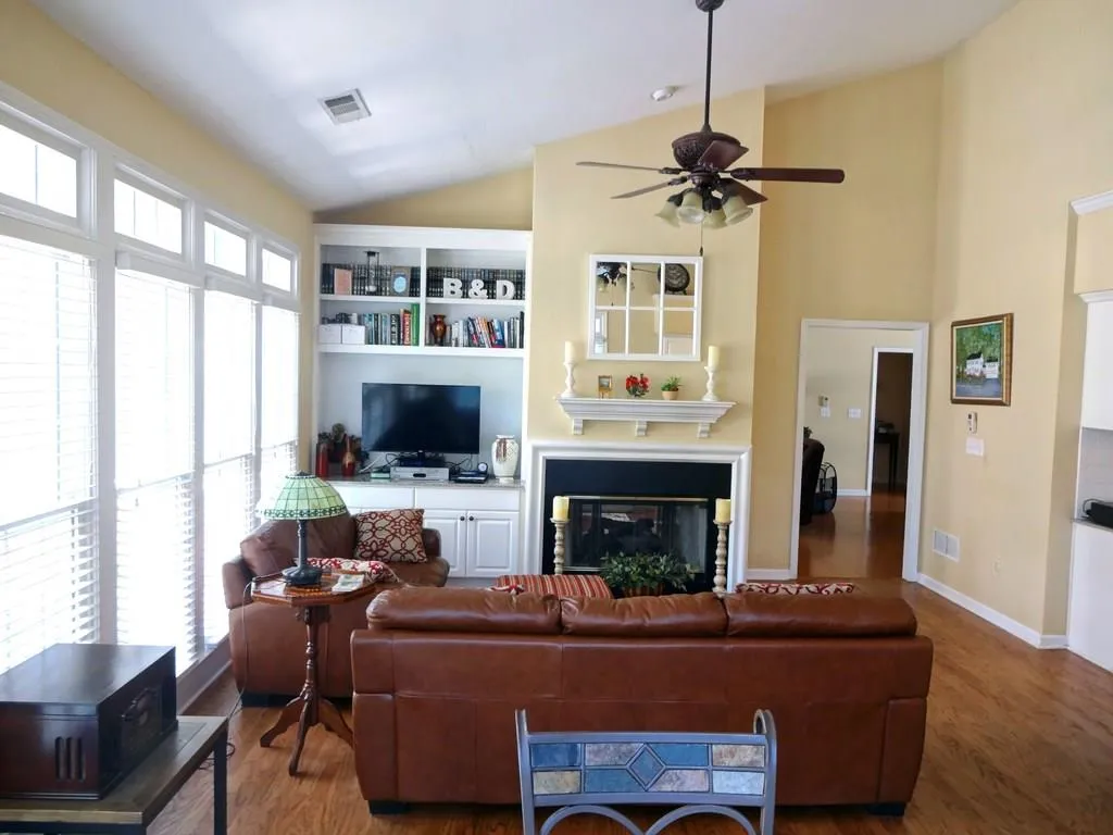 325 Eastcote Drive, Sandy Springs, Georgia 30350, 4 Bedrooms Bedrooms, ,3 BathroomsBathrooms,Residential,Sold,325 Eastcote Drive,6068520
