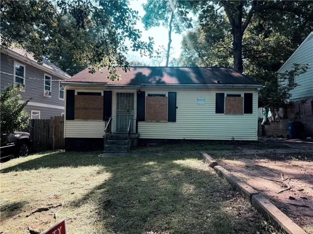 2772 Palm Drive, East Point, Georgia 30344