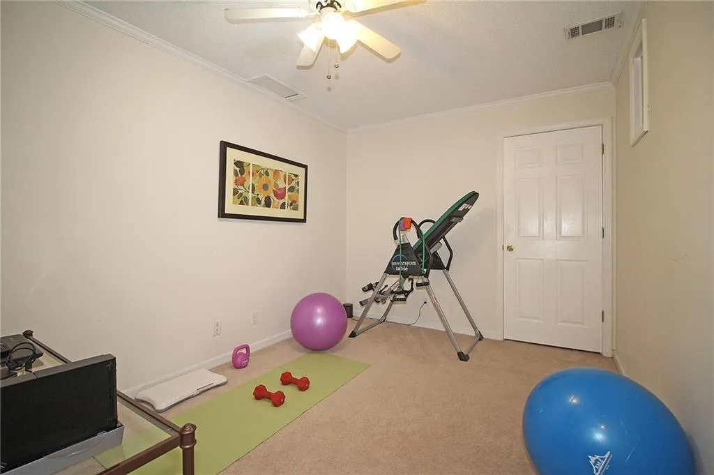 302 Dunwoody Chace, Sandy Springs, Georgia 30328, 3 Bedrooms Bedrooms, ,3 BathroomsBathrooms,Residential,Sold,302 Dunwoody Chace,6766518