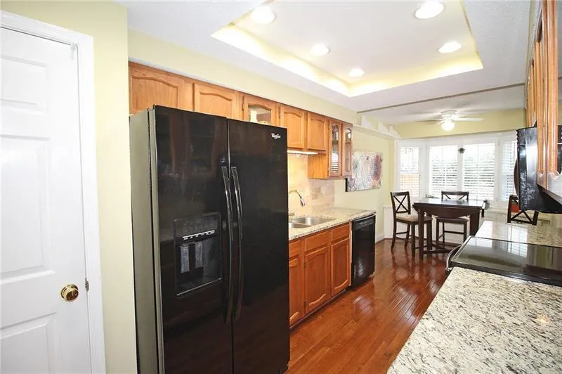 302 Dunwoody Chace, Sandy Springs, Georgia 30328, 3 Bedrooms Bedrooms, ,3 BathroomsBathrooms,Residential,Sold,302 Dunwoody Chace,6766518
