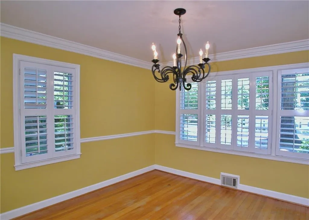 444 Hilderbrand Drive, Sandy Springs, Georgia 30328, 2 Bedrooms Bedrooms, ,1 BathroomBathrooms,Residential,Sold,444 Hilderbrand Drive,5820182