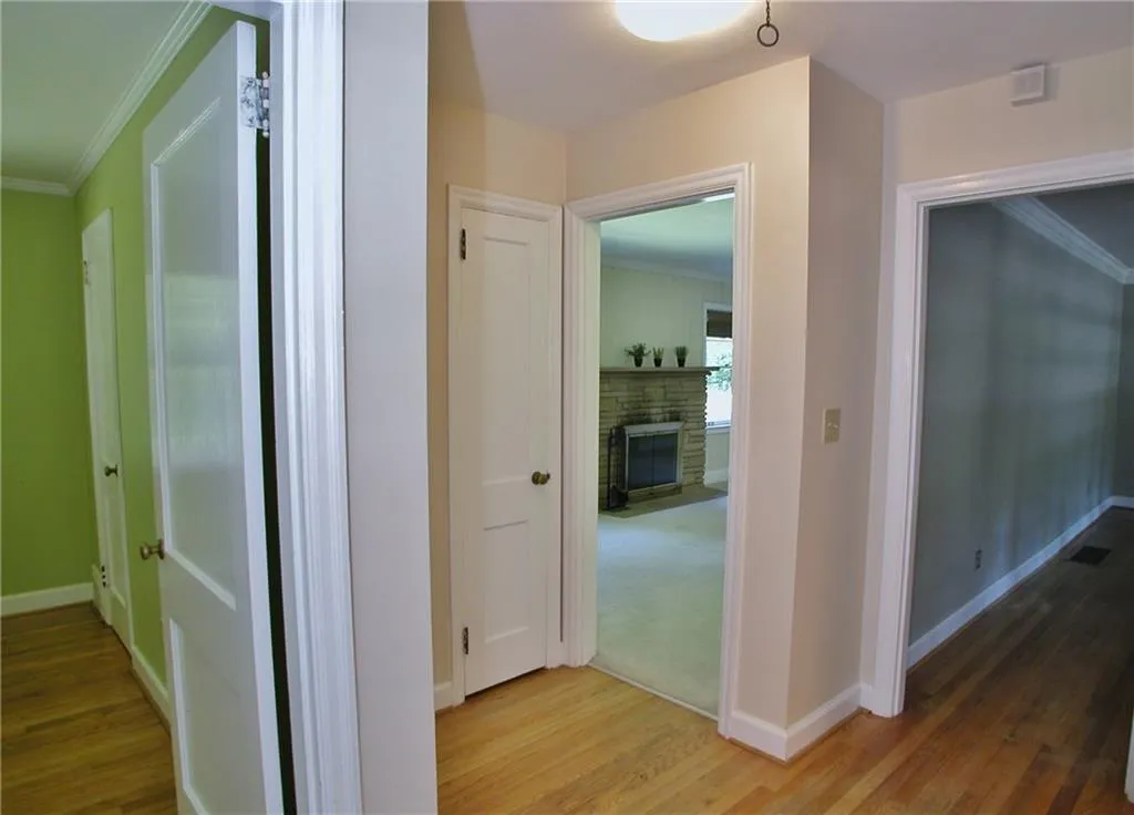 444 Hilderbrand Drive, Sandy Springs, Georgia 30328, 2 Bedrooms Bedrooms, ,1 BathroomBathrooms,Residential,Sold,444 Hilderbrand Drive,5820182