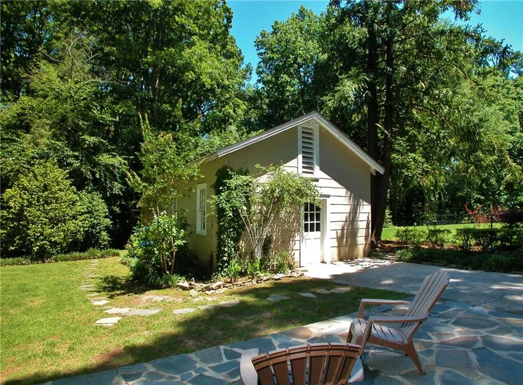 444 Hilderbrand Drive, Sandy Springs, Georgia 30328, 2 Bedrooms Bedrooms, ,1 BathroomBathrooms,Residential,Sold,444 Hilderbrand Drive,5820182