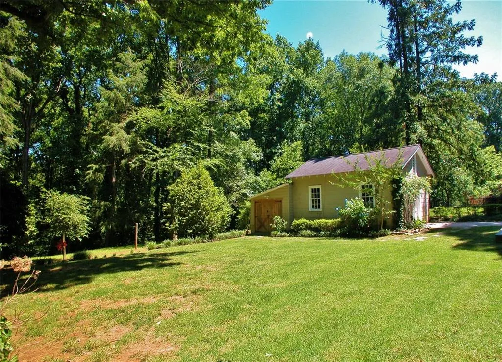 444 Hilderbrand Drive, Sandy Springs, Georgia 30328, 2 Bedrooms Bedrooms, ,1 BathroomBathrooms,Residential,Sold,444 Hilderbrand Drive,5820182