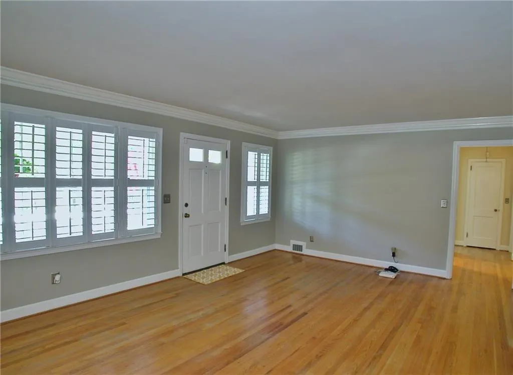 444 Hilderbrand Drive, Sandy Springs, Georgia 30328, 2 Bedrooms Bedrooms, ,1 BathroomBathrooms,Residential,Sold,444 Hilderbrand Drive,5820182