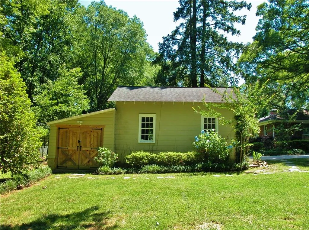 444 Hilderbrand Drive, Sandy Springs, Georgia 30328, 2 Bedrooms Bedrooms, ,1 BathroomBathrooms,Residential,Sold,444 Hilderbrand Drive,5820182