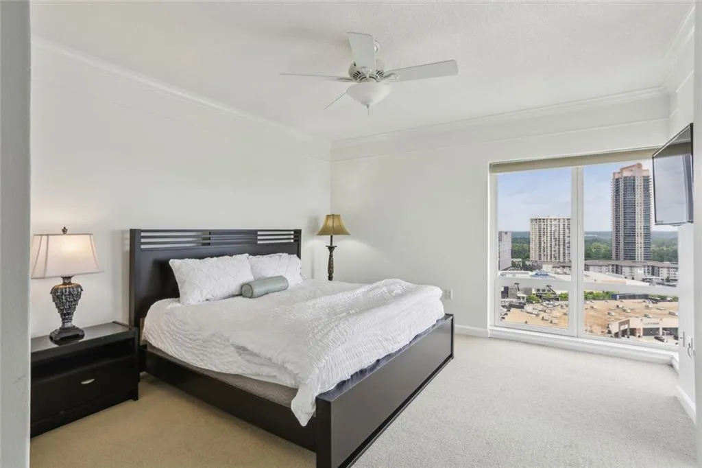3475 Oak Valley Road Ne Unit 2060, Atlanta, Georgia 30326, 2 Bedrooms Bedrooms, ,2 BathroomsBathrooms,Residential,For Sale,3475 Oak Valley Road Ne Unit 2060,7574216