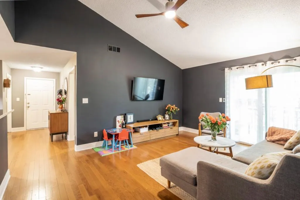 5304 Santa Fe Parkway, Sandy Springs, Georgia 30350, 2 Bedrooms Bedrooms, ,2 BathroomsBathrooms,Residential,Sold,5304 Santa Fe Parkway,6567246