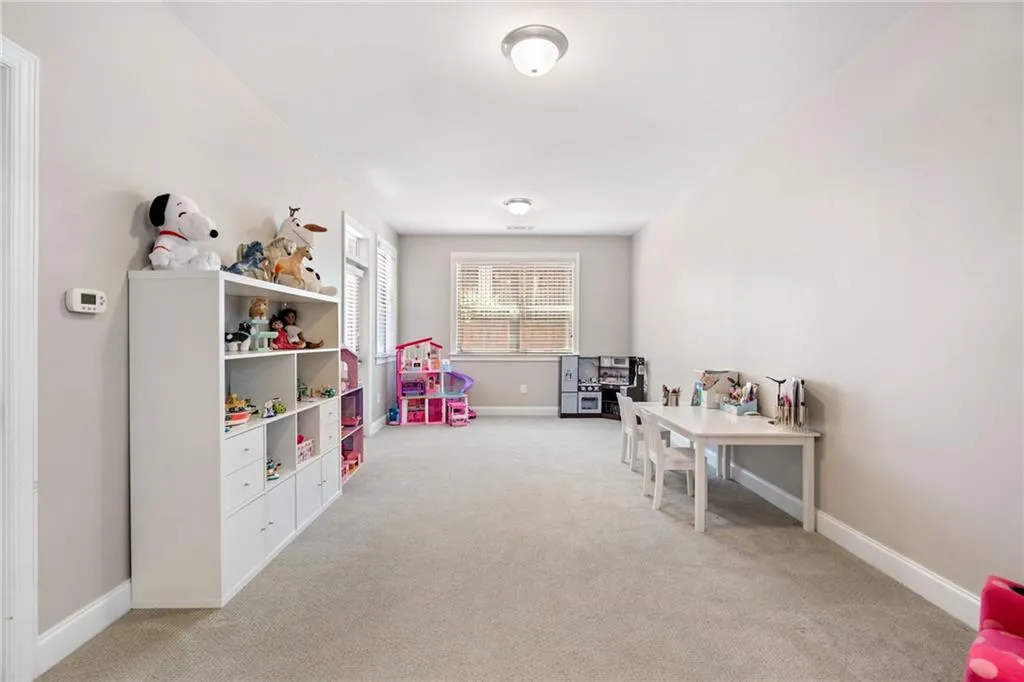 60 Winslow Street, Sandy Springs, Georgia 30328, 3 Bedrooms Bedrooms, ,3 BathroomsBathrooms,Residential,Sold,60 Winslow Street,7040590
