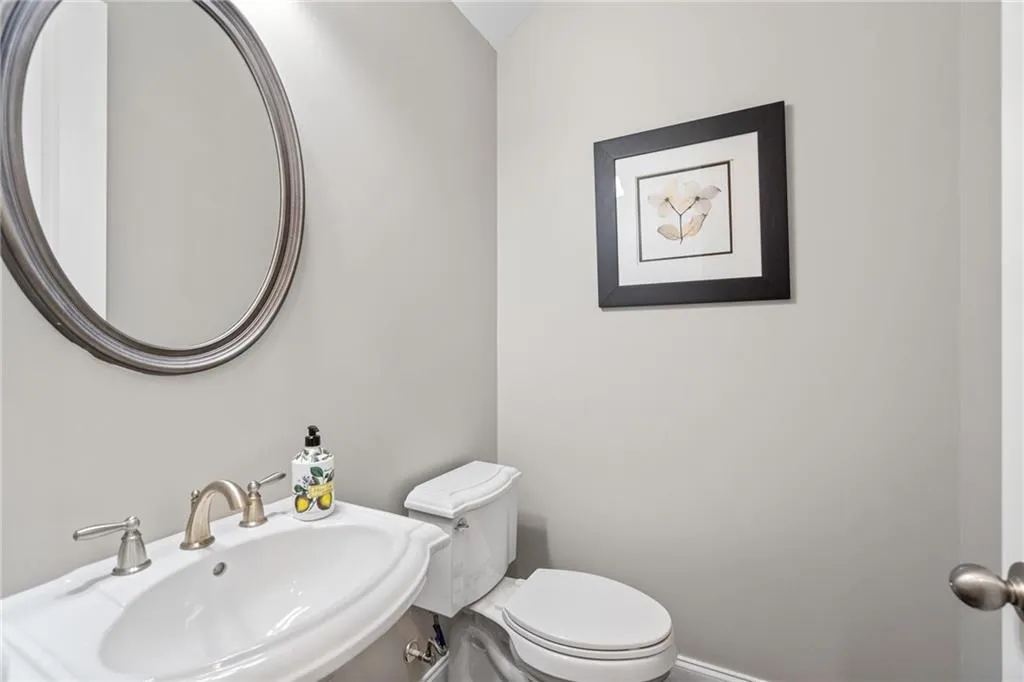 60 Winslow Street, Sandy Springs, Georgia 30328, 3 Bedrooms Bedrooms, ,3 BathroomsBathrooms,Residential,Sold,60 Winslow Street,7040590