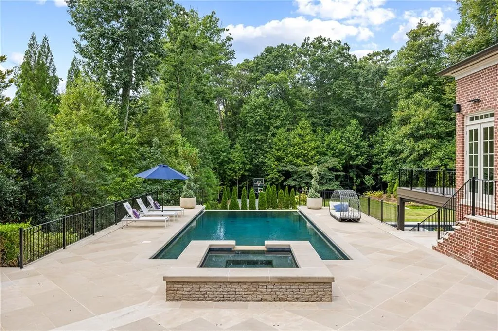 3750 Tuxedo Road Nw, Atlanta, Georgia 30305, 6 Bedrooms Bedrooms, 0 ,6 BathroomsBathrooms,Residential,For Sale,3750 Tuxedo Road Nw,7825237