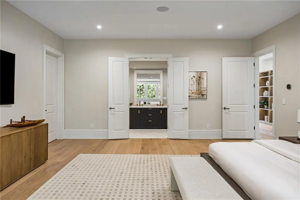 3750 Tuxedo Road Nw, Atlanta, Georgia 30305, 6 Bedrooms Bedrooms, 0 ,6 BathroomsBathrooms,Residential,For Sale,3750 Tuxedo Road Nw,7825237