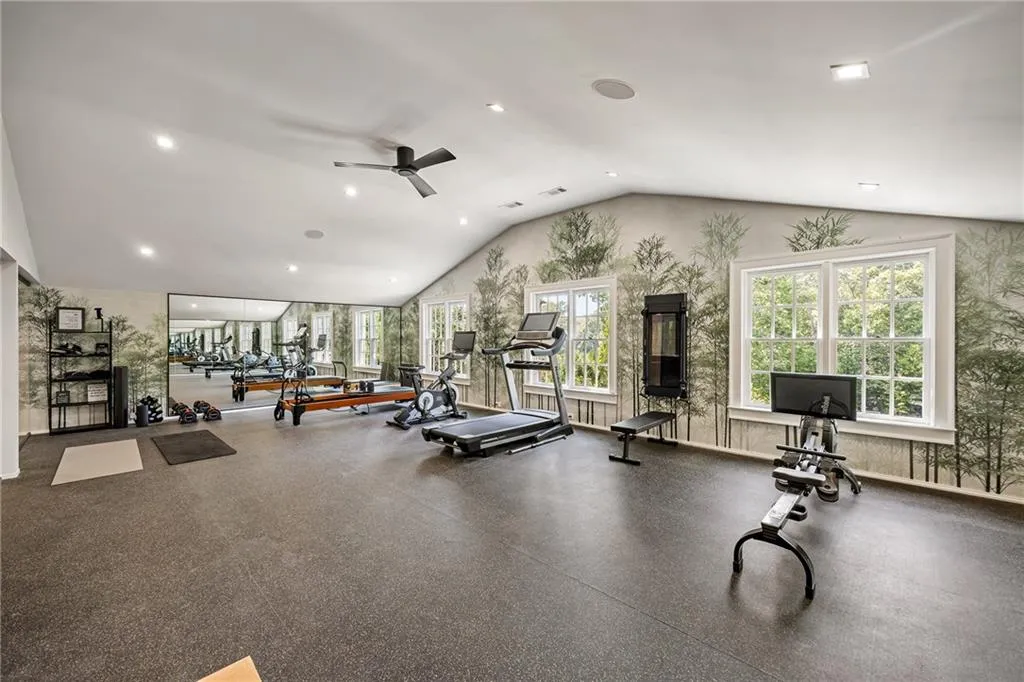 3750 Tuxedo Road Nw, Atlanta, Georgia 30305, 6 Bedrooms Bedrooms, 0 ,6 BathroomsBathrooms,Residential,For Sale,3750 Tuxedo Road Nw,7825237