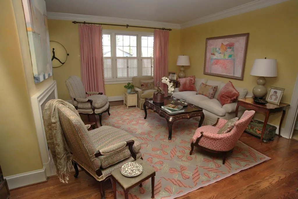 272 Lakeview Avenue Ne, Atlanta, Georgia 30305, 4 Bedrooms Bedrooms, ,3 BathroomsBathrooms,Residential,Sold,272 Lakeview Avenue Ne,5792066