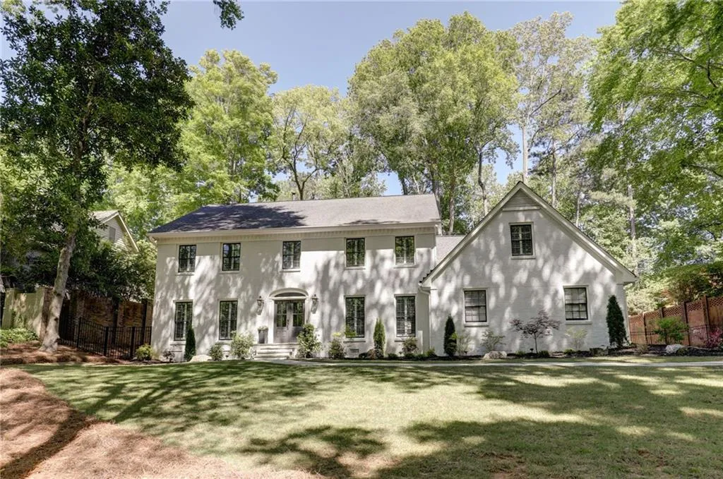6440 River Chase Circle, Sandy Springs, Georgia 30328, 5 Bedrooms Bedrooms, ,3 BathroomsBathrooms,Residential,Sold,6440 River Chase Circle,6716084