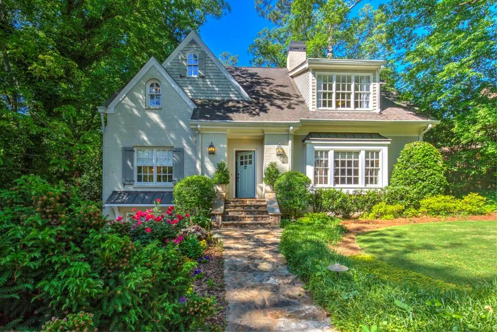 2636 Arlene Way Ne, Atlanta, Georgia 30305, 4 Bedrooms Bedrooms, ,3 BathroomsBathrooms,Residential,Sold,2636 Arlene Way Ne,5844569
